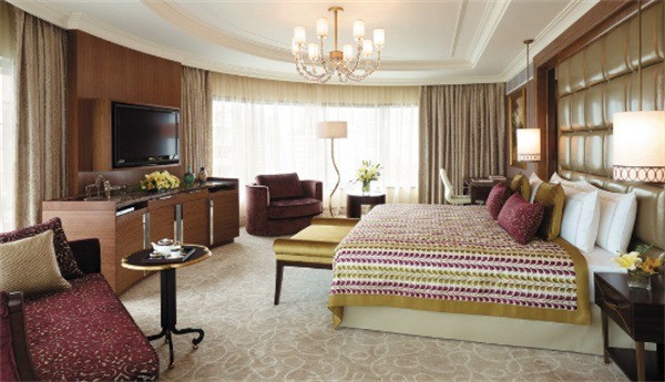 奉化爱伊美大酒店